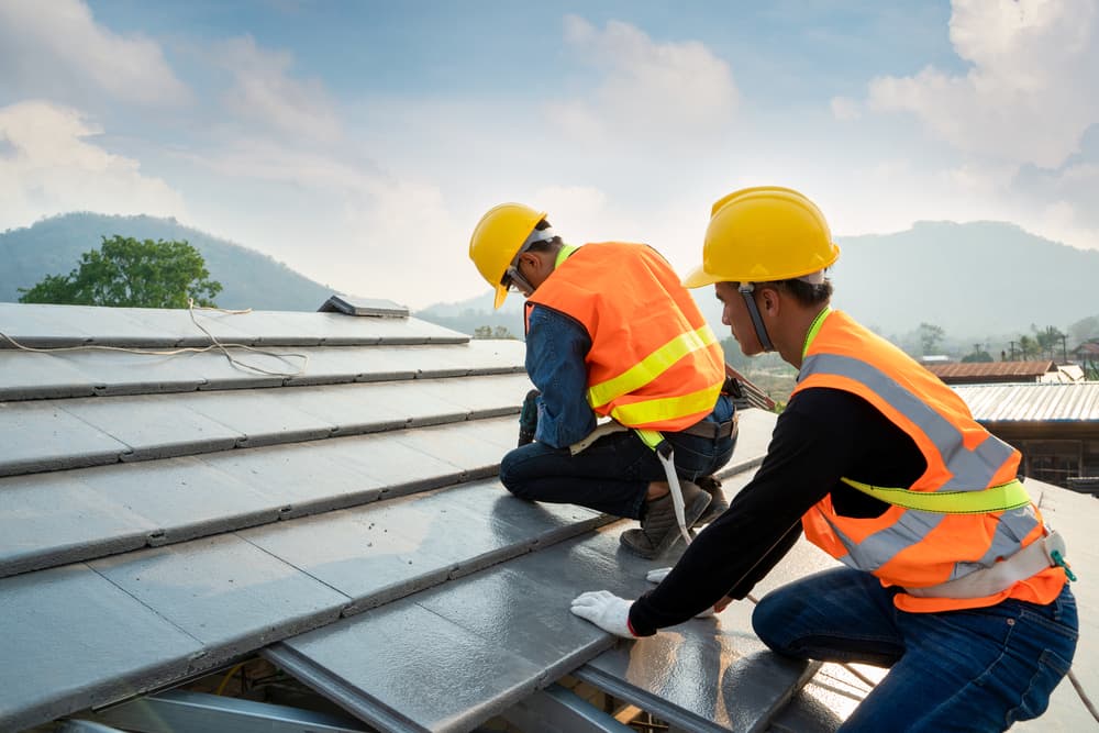 roof repair in Strathmore CA